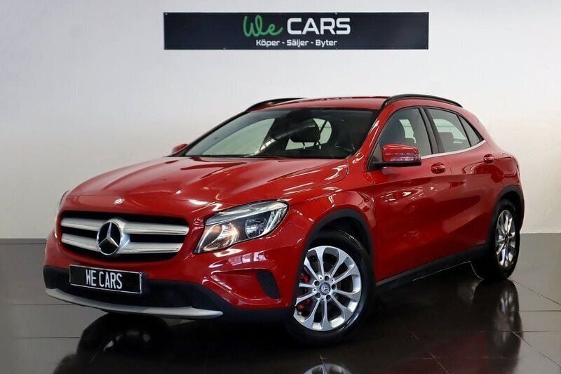Begagnad 2014 Mercedes GLA200 Style SUV | 139 900 kr (Marknadspris) - Bild 1/4