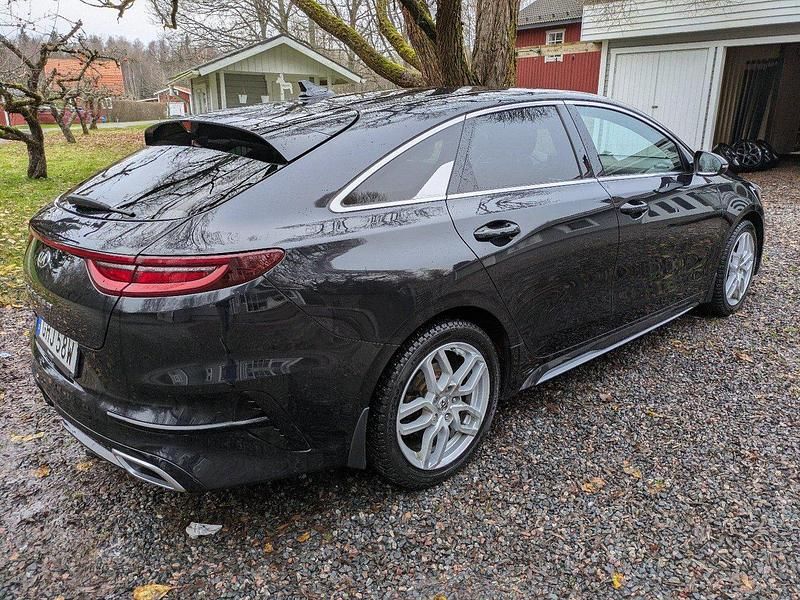 Begagnad 2019 Kia ProCeed Halvkombi | 189 000 kr (Bra pris) - Bild 1/4