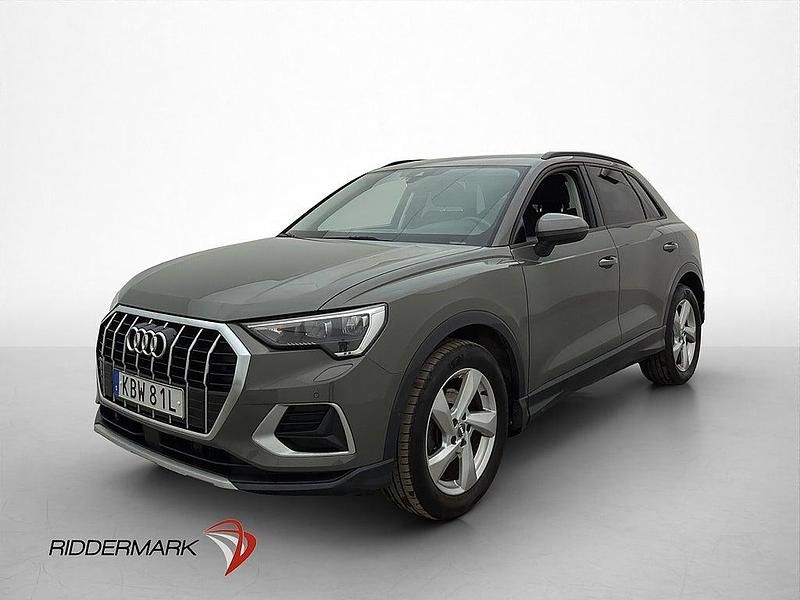 Begagnad Audi Q3 Advanced 150 HK (110 kW) 2019 Grå SUV