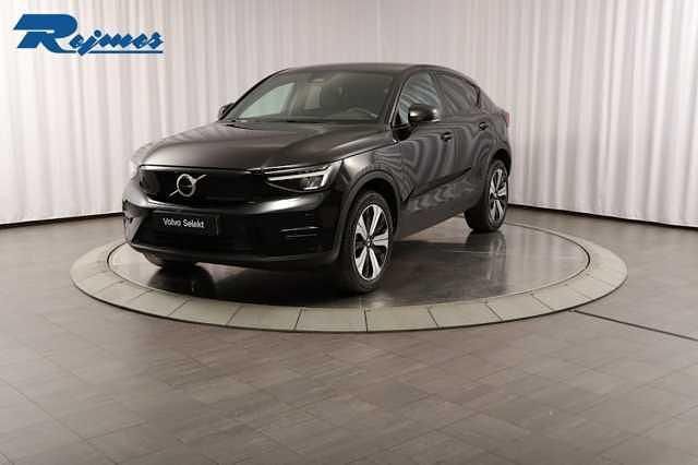 Svart Begagnad 2023 Volvo C40 Core SUV | 329 900 kr (Superpris) - Bild 1/4