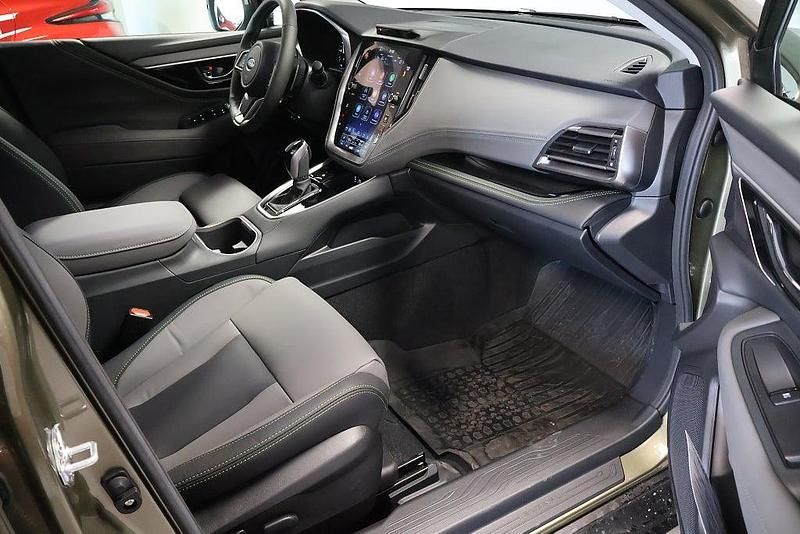 Begagnad Subaru Outback 2025 Sedan