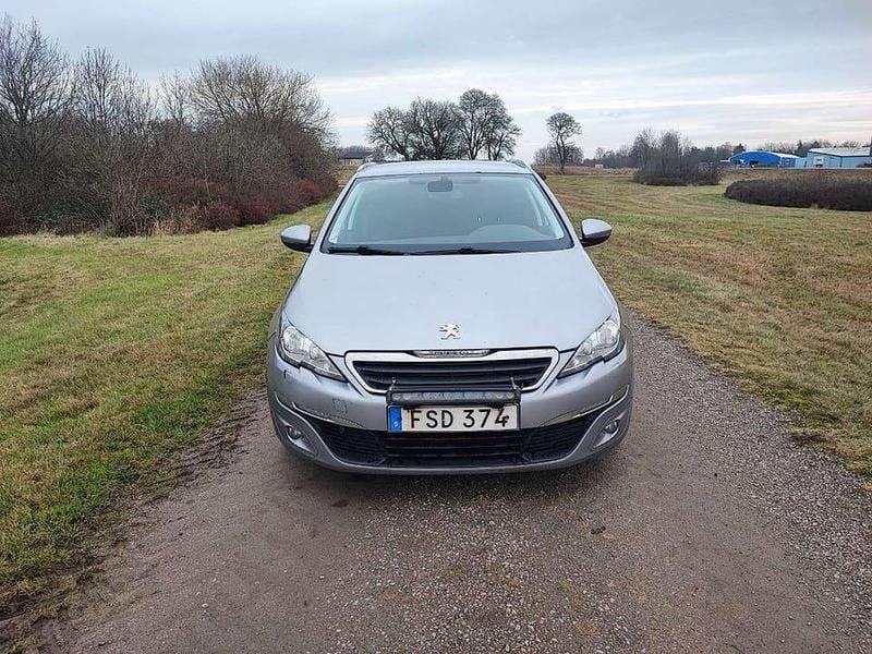 Begagnad 2016 Peugeot 308 SW Kombi | 47 900 kr (Marknadspris) - Bild 1/4