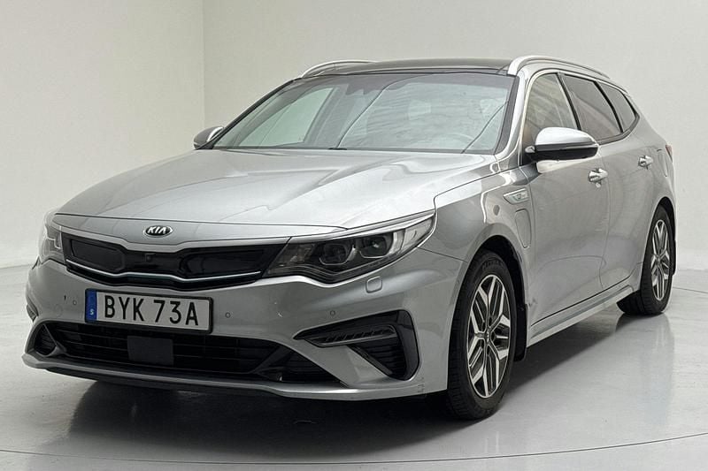 Grå Begagnad 2020 Kia Optima 2 Kombi | 227 000 kr - Bild 1/4