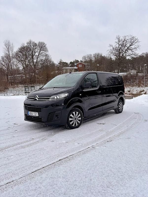 Begagnad 2017 Citroën Jumpy Minibuss | 82 000 kr (Bra pris) - Bild 1/4