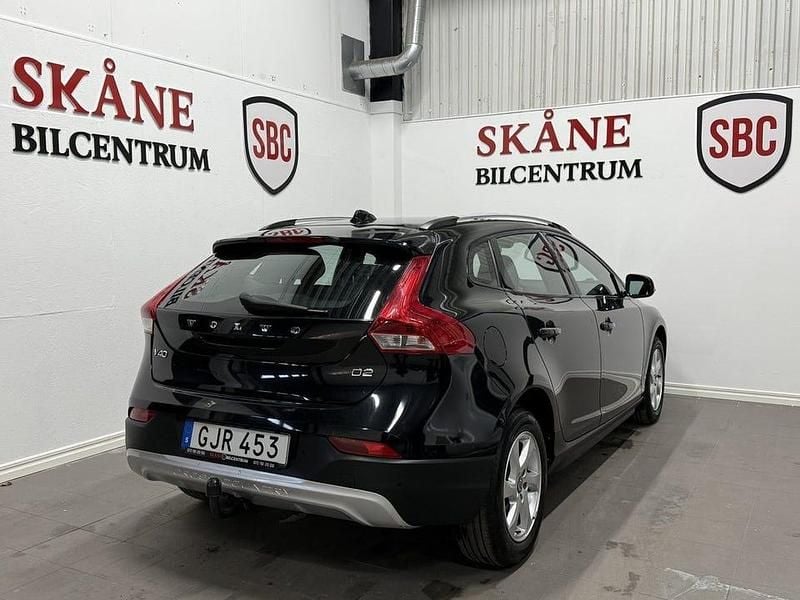 Begagnad Volvo V40 CC Momentum 116 HK (85 kW) 2014 Svart Kombi