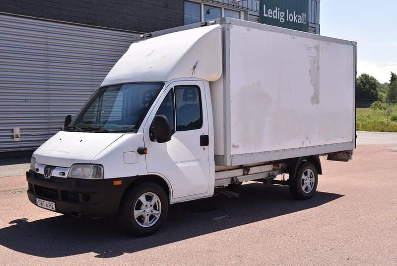 Begagnad Peugeot Boxer 128 HK (94 kW) 2004 Vit Van