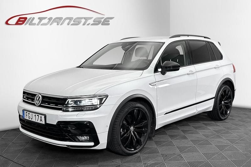 Vit Begagnad 2020 VW Tiguan R-line SUV | 309 900 kr (Marknadspris) - Bild 1/4