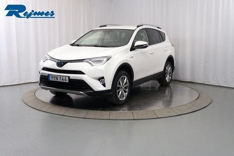 Vit Begagnad 2017 Toyota RAV4 Hybrid SUV | 249 800 kr (Marknadspris) - Bild 1/4
