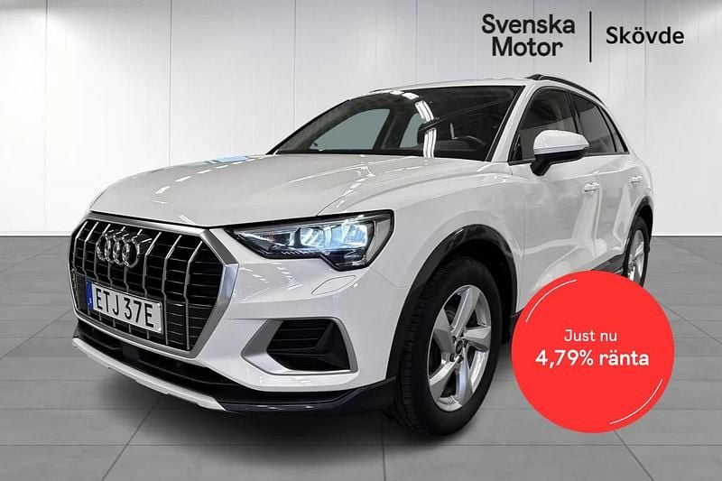 Begagnad Audi Q3 Advanced 151 HK (111 kW) 2022 Vit SUV