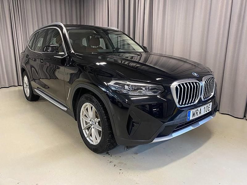 Begagnad BMW X3 xLine 184 HK (135 kW) 2022 Svart SUV