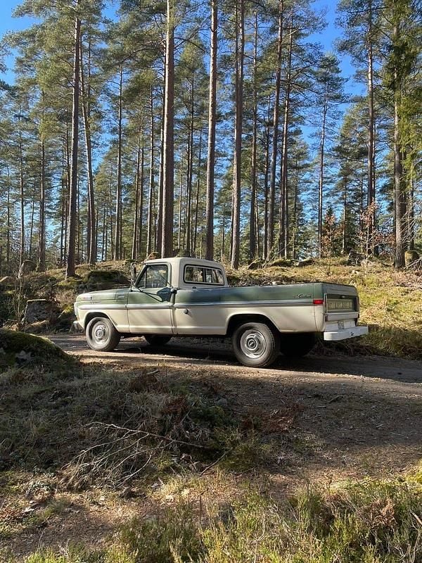 Begagnad Ford V8 259 HK (190 kW) 1971