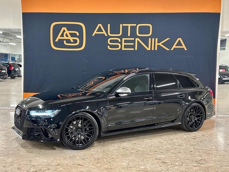 Svart Begagnad 2018 Audi RS6 Performance Kombi | 629 900 kr (Superpris) - Bild 1/4
