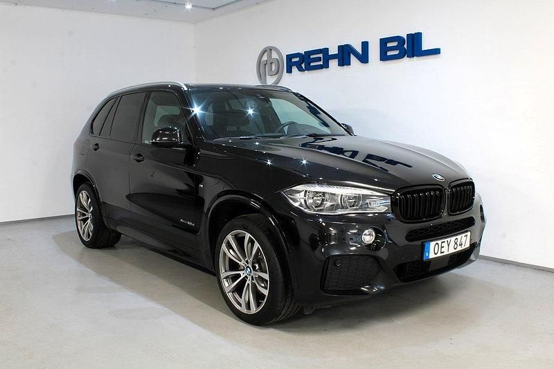 Svart Begagnad 2016 BMW X5 M Sport SUV | 394 900 kr (Lite dyr) - Bild 1/4