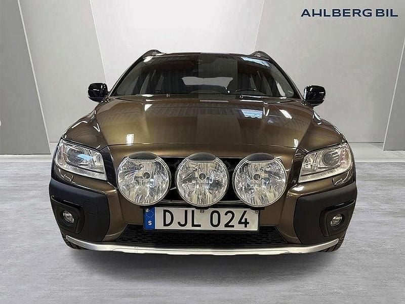 Begagnad Volvo XC70 181 HK (133 kW) 2014 Brun Kombi