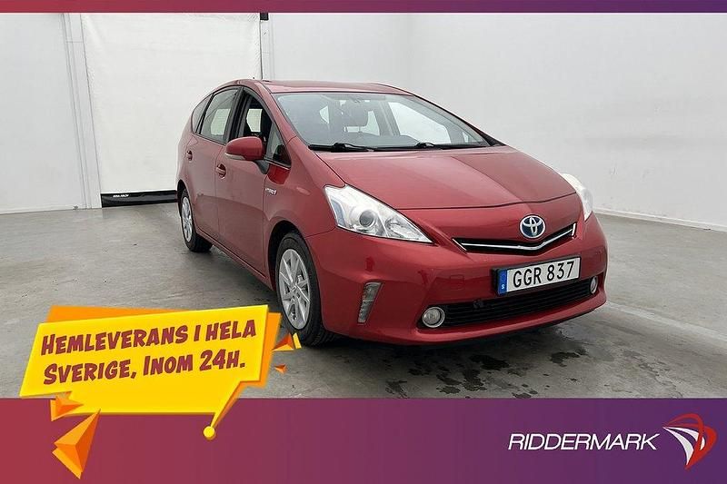 Mörkröd Begagnad 2013 Toyota Prius Halvkombi | 179 800 kr (Dyr) - Bild 1/3