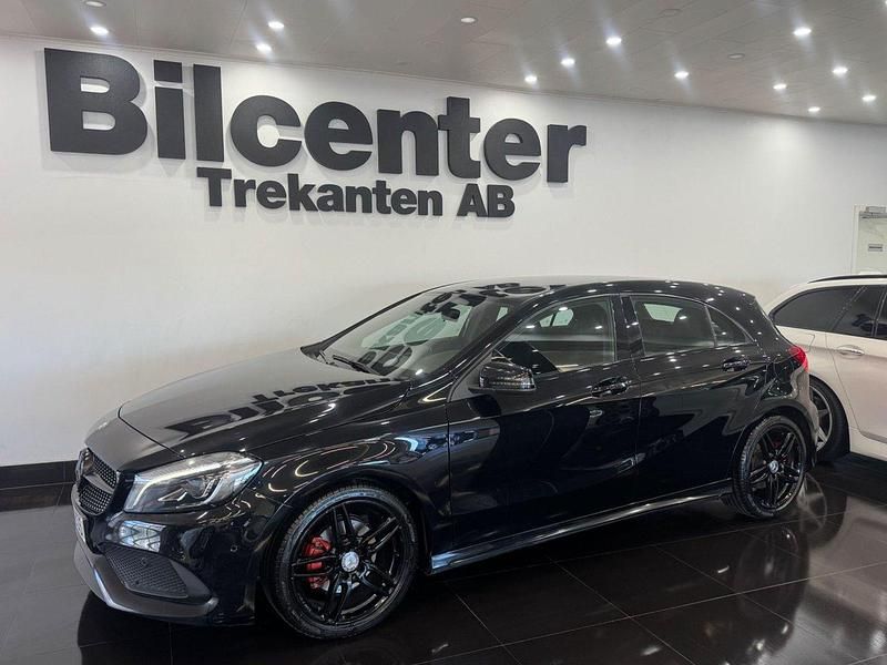 Svart Begagnad 2016 Mercedes A200 AMG Halvkombi | 169 900 kr (Marknadspris) - Bild 1/4