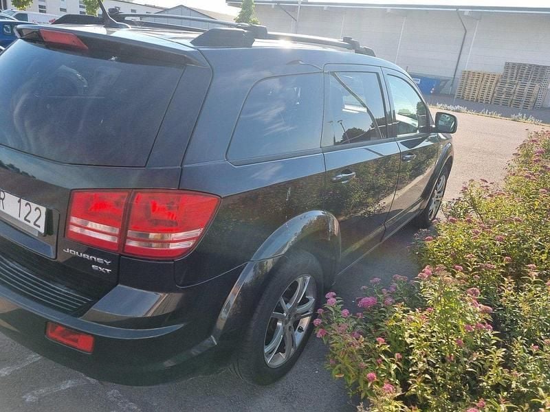 Svart Begagnad 2010 Dodge Journey SUV | 44 000 kr - Bild 1/4