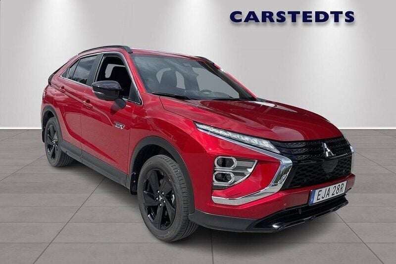 Röd Begagnad 2023 Mitsubishi Eclipse Cross Edition SUV | 439 900 kr - Bild 1/4
