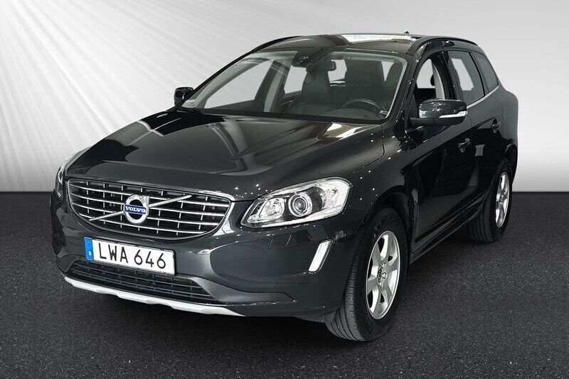 Grå Begagnad 2015 Volvo XC60 Business Edition SUV | 189 800 kr (Marknadspris) - Bild 1/4