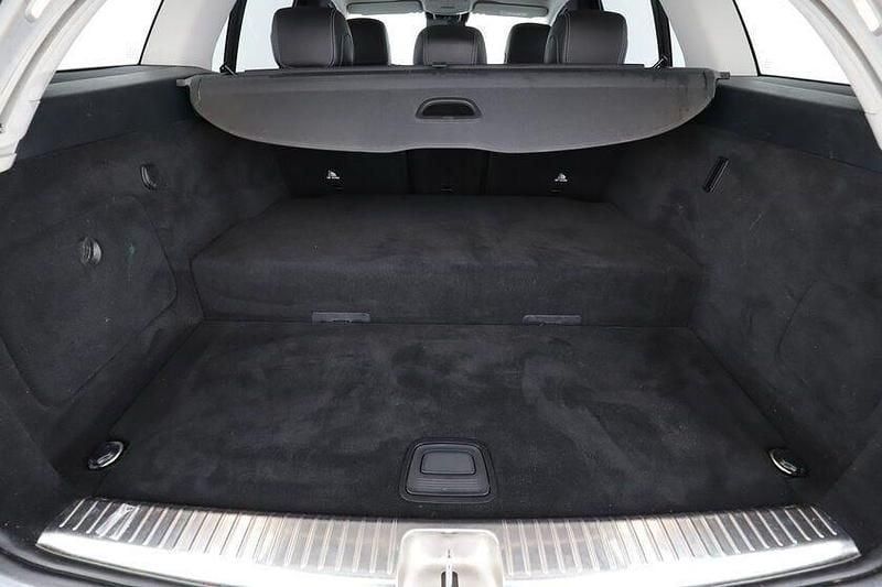 Begagnad Mercedes C300e 306 HK (225 kW) 2021