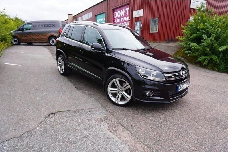 Begagnad 2013 VW Tiguan R-line SUV | 104 500 kr (Marknadspris) - Bild 1/4