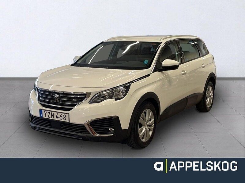 Vit Begagnad 2017 Peugeot 5008 Active Minibuss | 209 000 kr (Lite dyr) - Bild 1/4