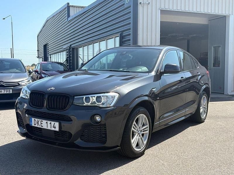 Grå Begagnad 2018 BMW X4 M Sport SUV | 239 900 kr (Superpris) - Bild 1/4