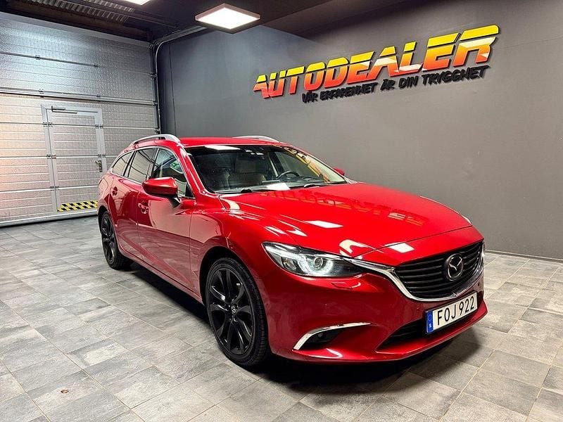 Röd Begagnad 2015 Mazda 6 Kombi | 144 900 kr (Marknadspris) - Bild 1/4