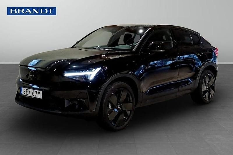 Begagnad Volvo EC40 Plus 188 kW (256 HK) 2025 Svart SUV