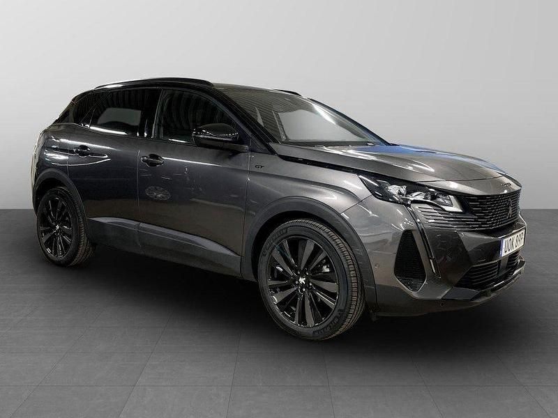 Grå Begagnad 2024 Peugeot 3008 GT SUV | 279 900 kr (Marknadspris) - Bild 1/4
