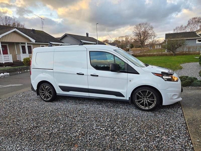 Begagnad Ford Transit Connect 120 HK (88 kW) 2017 Minibuss