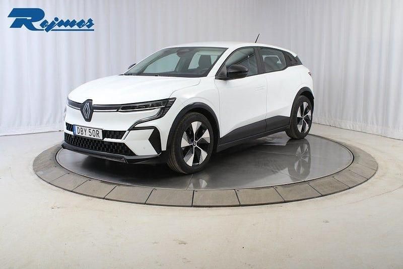Glaciär vit Begagnad 2023 Renault Mégane IV Equilibre | 229 800 kr (Marknadspris) - Bild 1/4