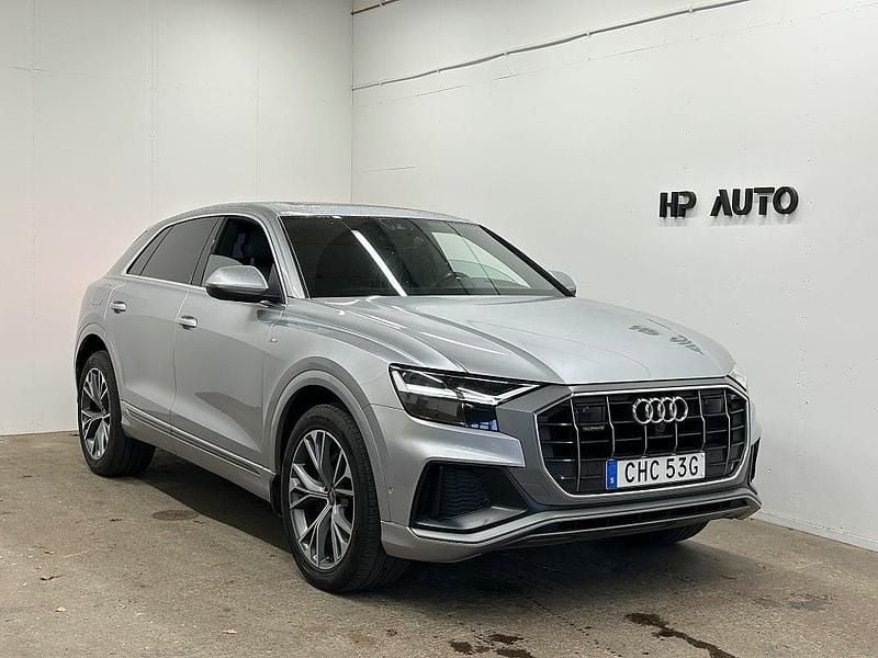 Silver Begagnad 2019 Audi Q8 S-Line SUV | 529 900 kr - Bild 1/4