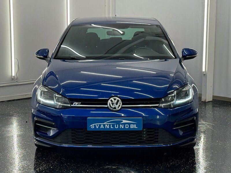Begagnad VW Golf VIII GT 150 HK (110 kW) 2019 Blå Halvkombi
