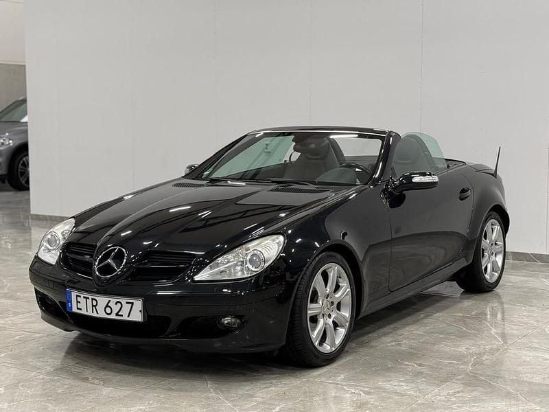 Begagnad Mercedes SLK200 163 HK (119 kW) 2006 Svart Cab