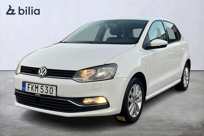 Vit Begagnad 2017 VW Polo Halvkombi | 89 900 kr (Superpris) - Bild 1/3
