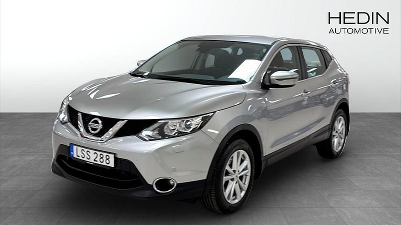 Silver Begagnad 2015 Nissan Qashqai SUV | 159 900 kr (Lite dyr) - Bild 1/4