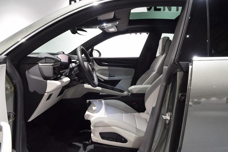 Begagnad Porsche Macan 300 kW (408 HK) 2026 SUV