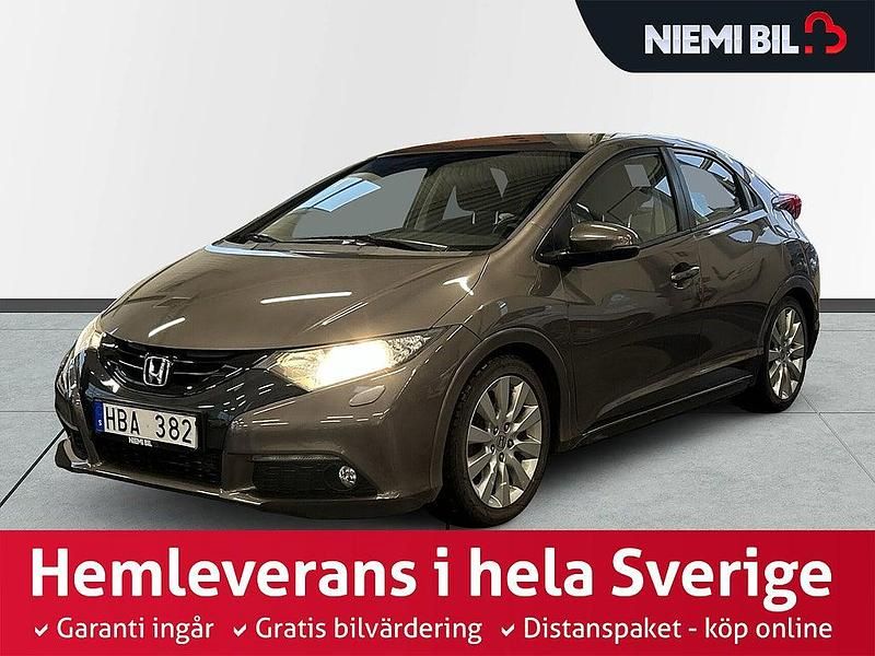 Begagnad Honda Civic Sport 141 HK (103 kW) 2012 Grå Halvkombi
