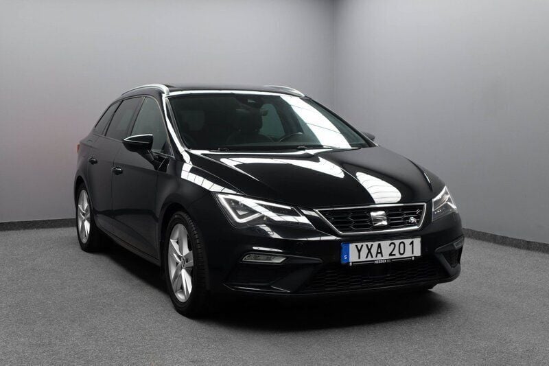 Svart Begagnad 2018 Seat Leon ST Beats Kombi | 239 800 kr - Bild 1/4