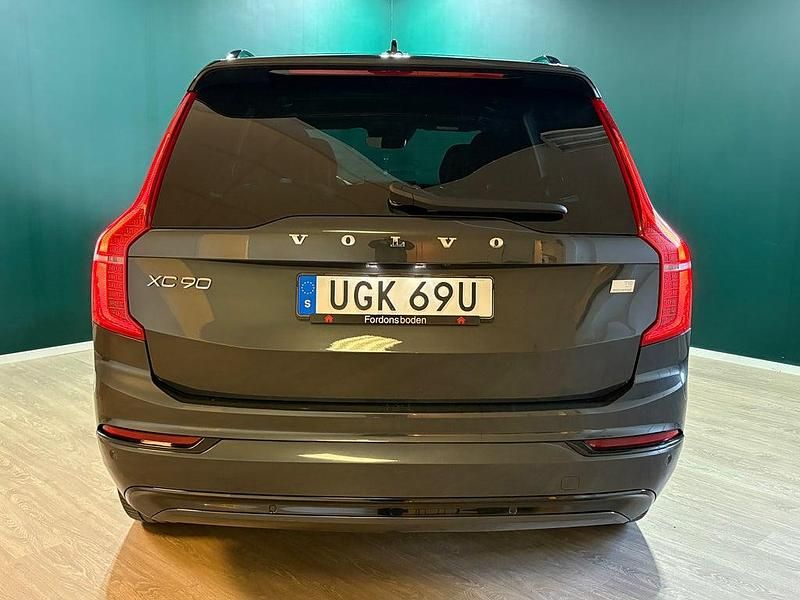 Begagnad Volvo XC90 R-Design Pro 392 HK (288 kW) 2021 Grå SUV