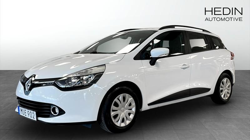 Vit (white) Begagnad 2015 Renault Clio GrandTour Kombi | 104 900 kr (Dyr) - Bild 1/4