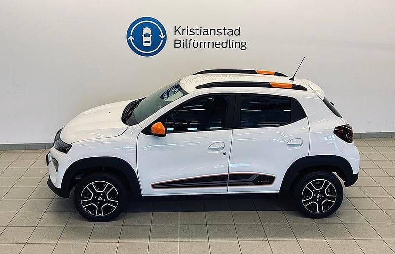 Begagnad Dacia Spring 33 kW (45 HK) 2021 Vit Halvkombi