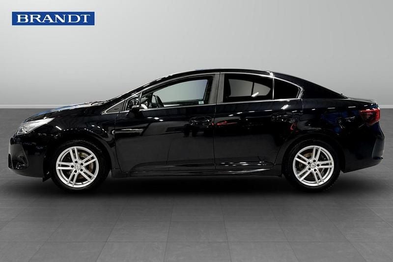 Begagnad Toyota Avensis 144 HK (105 kW) 2016 Svart Sedan