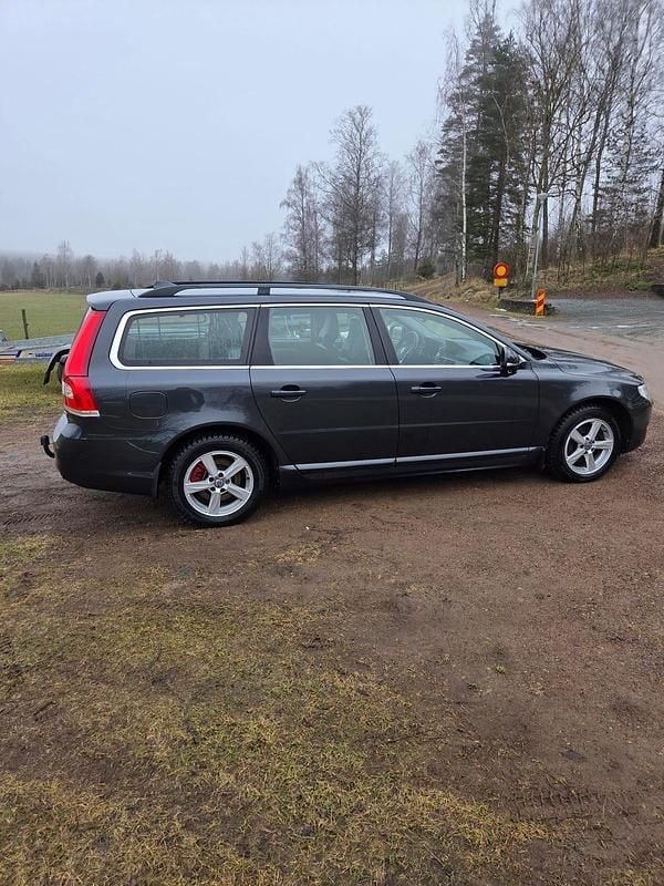 Begagnad Volvo V70 Standard 150 HK (110 kW) 2016 Kombi