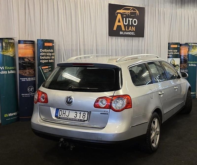Begagnad VW Passat Sportline 150 HK (110 kW) 2010 Silver Kombi