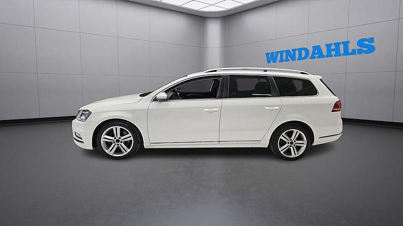 Begagnad VW Passat R-line 180 HK (132 kW) 2013 Vit Kombi
