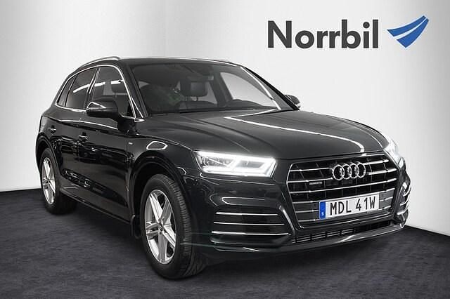 Månskensblå metallic Begagnad 2020 Audi Q5 Competition SUV | 329 900 kr (Superpris) - Bild 1/4