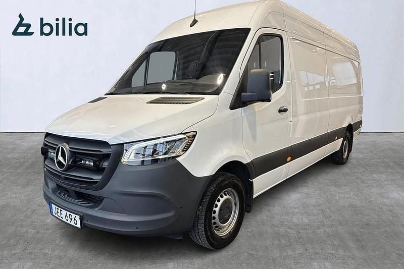 Vit Begagnad 2024 Mercedes Sprinter Van | 529 000 kr (Superpris) - Bild 1/4
