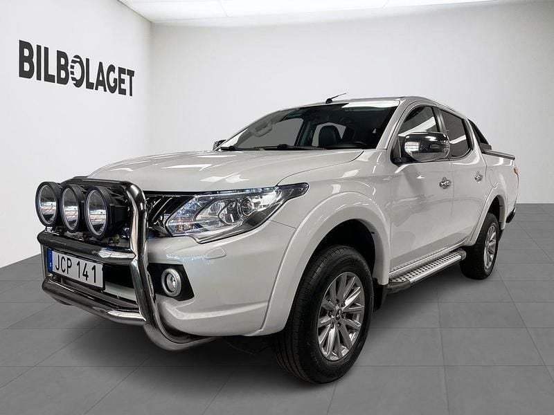 Vit Begagnad 2016 Mitsubishi L200 Pickup | 259 900 kr (Marknadspris) - Bild 1/4
